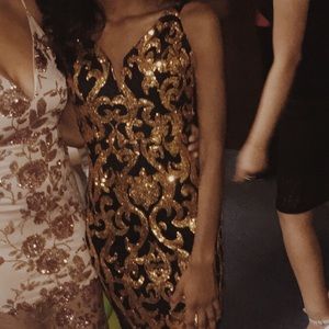 Black & Gold Dress For Any Special Event! ⚜️🖤